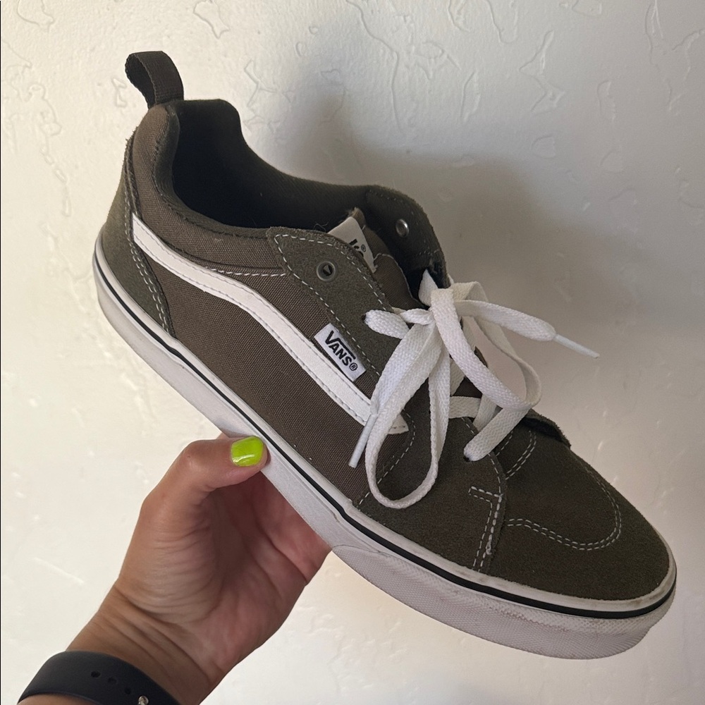 Vans | Youth Green and White Sneakers | Size Youth 7